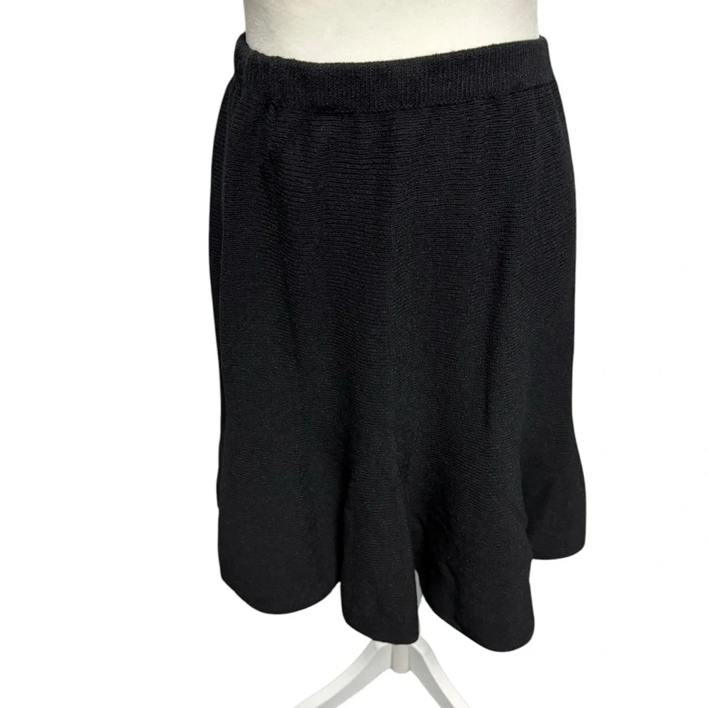 Eileen Fisher black wool skater skirt. Size M EUC